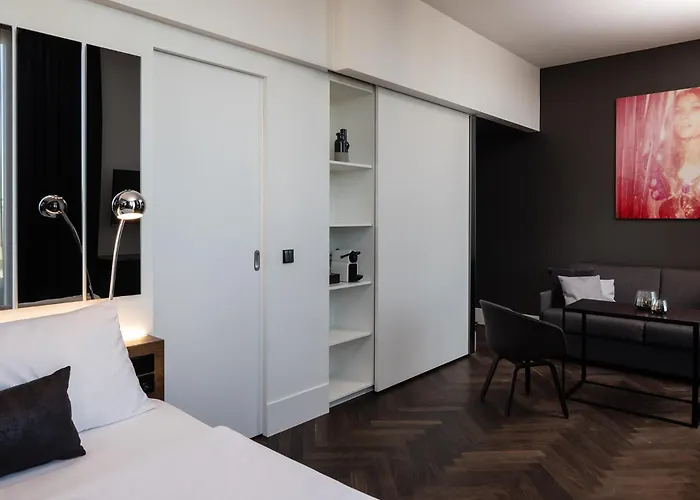 Hotel Amano Grand Central